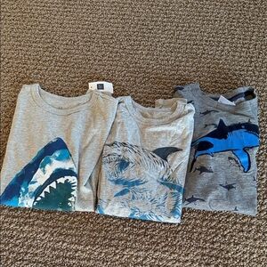Gap kids & Hanna Anderson shark t-shirts size XL (12) new